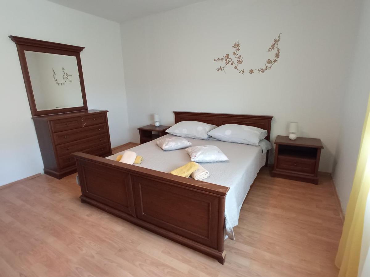 Family Paradise Razanac Ngoại thất bức ảnh